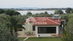 detached house for Rent - Sithonia